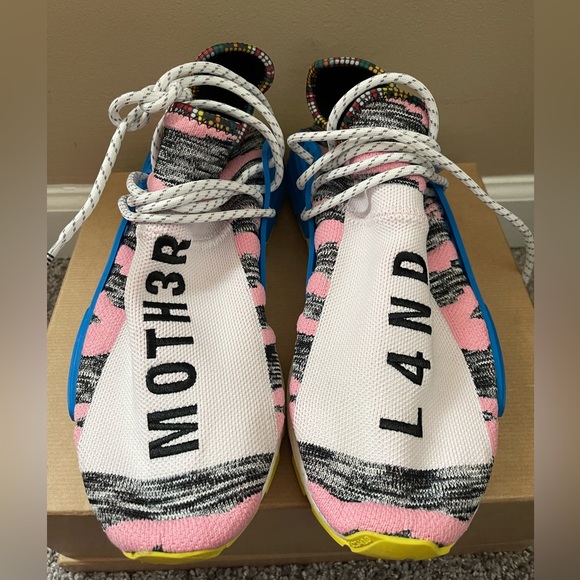 PHARRELL X NMD HUMAN RACE TRAIL 'SOLAR PACK - Picture 1 of 5